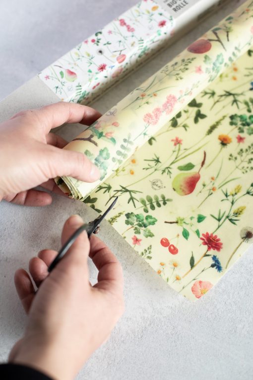 LITTLE BEE FRESH - Organic bee wax cloth roll - meadow orchard - Image 5