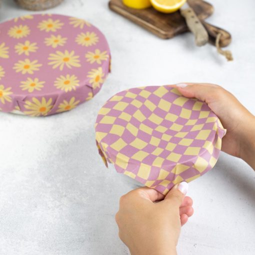 LITTLE BEE FRESH - Organic beeswax cloths set of 2 - Purple Daisy - Image 6